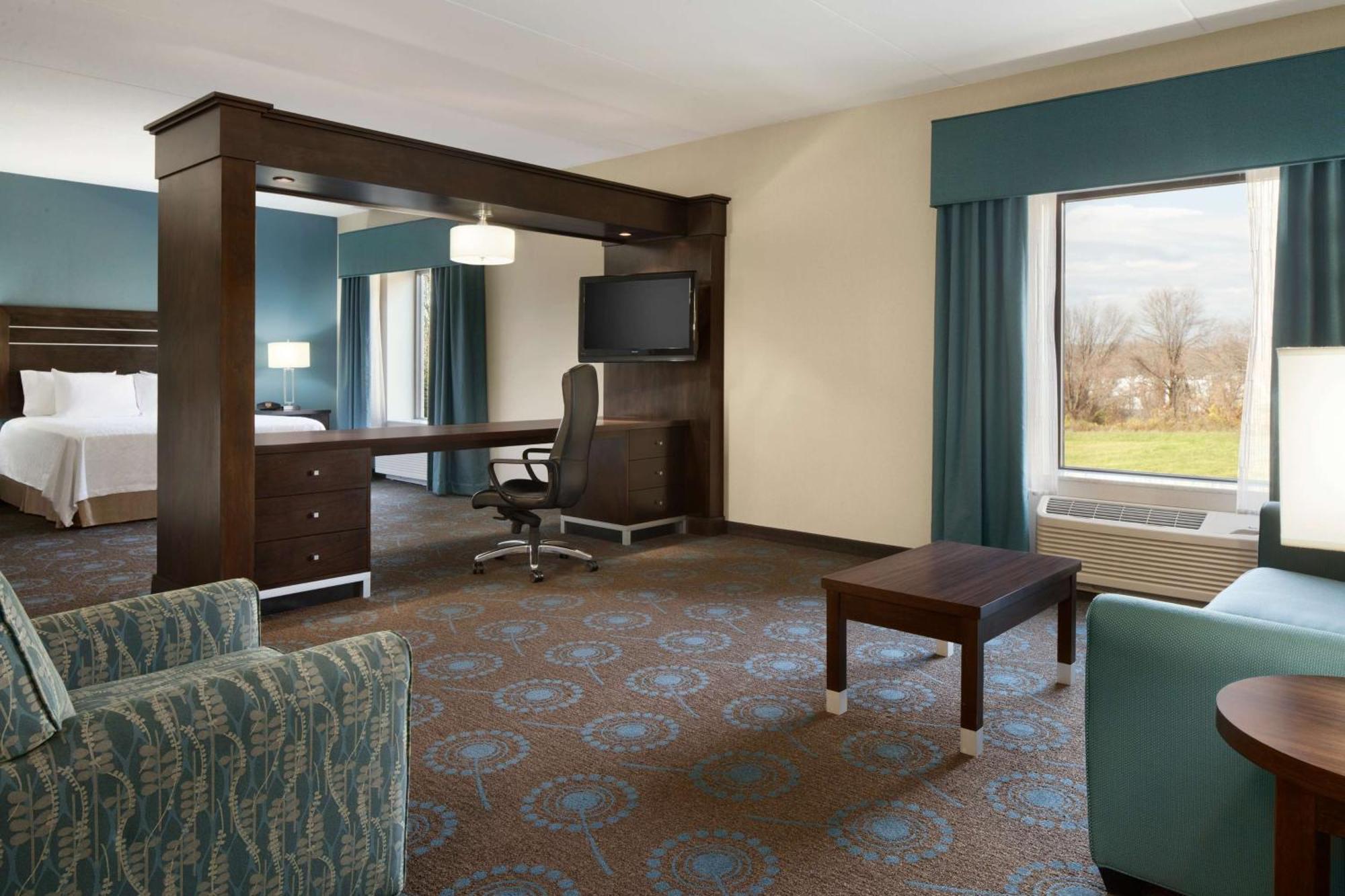Hampton Inn & Suites Aberdeen/Apg South Edgewood Exterior photo