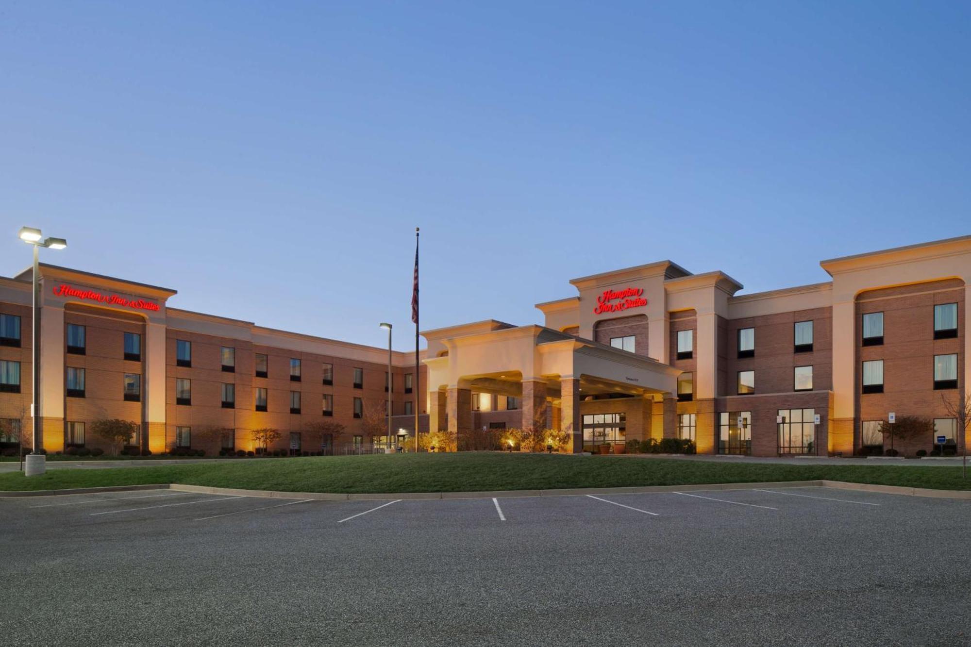 Hampton Inn & Suites Aberdeen/Apg South Edgewood Exterior photo