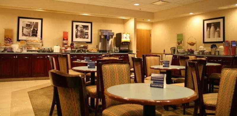 Hampton Inn & Suites Aberdeen/Apg South Edgewood Restaurant photo